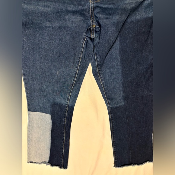 Universal Thread, high rise kick boot crop, patch like jeans, 12/31 - Picture 2 of 11